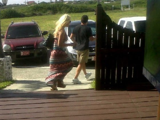 Robyn Gardner, Gary V. Giordano